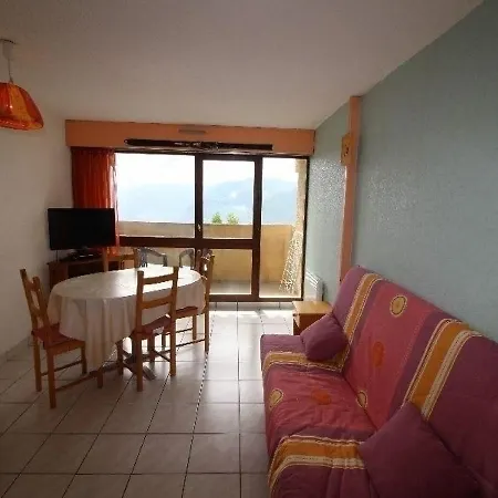 Chardons 3 Apartment Auris